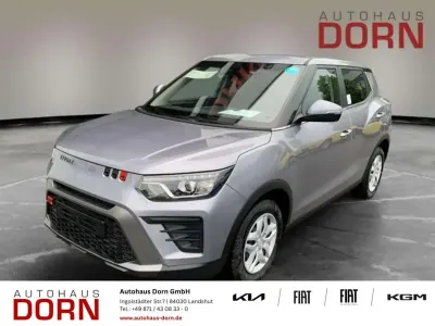Neu KGM Tivoli 135 PS (99 kW) 2025 Iron metal SUV