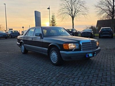 Schwarz Gebraucht 1988 Mercedes 300 SE Limousine | 6.999 €