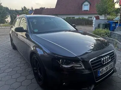 Gebraucht Audi A4 Ambition 143 PS (105 kW) 2010 Grau Kombi