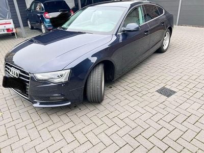Gebraucht Audi A5 Sportback 144 PS (105 kW) 2016 Blau Kleinwagen