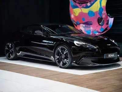 Second-hand Aston Martin Vanquish 600 CP (441 kW) 2017 Negru