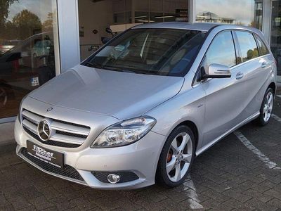 Gebraucht Mercedes B200 Sport 156 PS (114 kW) 2012 Silber Van / Kleinbus