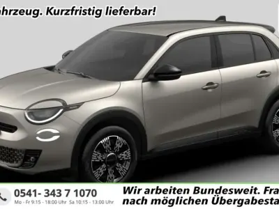 Neu Fiat 600 Icon 110 PS (80 kW) 2026 Cappucino beige metallic SUV