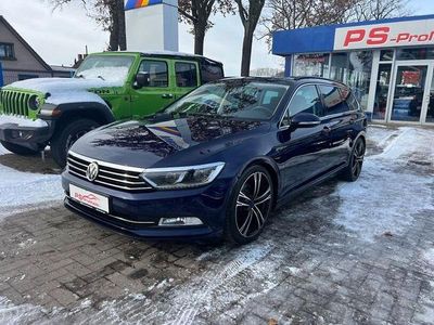 Gebraucht VW Passat Comfortline 150 PS (110 kW) 2017 Blau Kombi