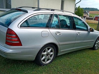 Mercedes C200