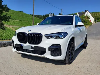 Gebraucht BMW X5 Performance 286 PS (210 kW) 2022 Weiß SUV