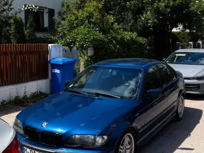 Gebraucht BMW 325 Shadowline 192 PS (141 kW) 2003 Blau Limousine
