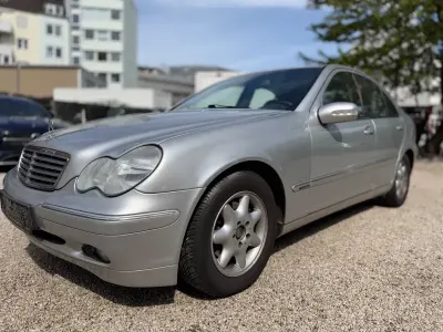 Gebraucht Mercedes C200 163 PS (119 kW) 2003 Silber Limousine