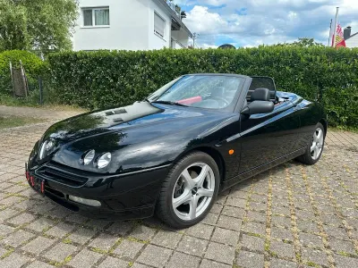 Gebraucht Alfa Romeo Spider 144 PS (105 kW) 2000 Schwarz Cabrio