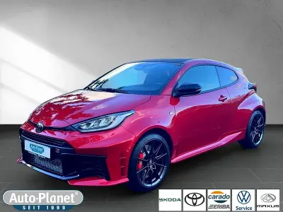 Neu Toyota Yaris 280 PS (205 kW) 2026 Rot Kleinwagen