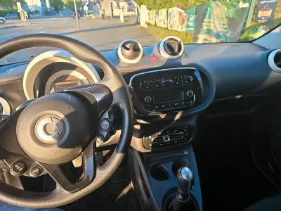 Gebraucht Smart ForTwo Coupé 90 PS (66 kW) 2026 Rot Kleinwagen