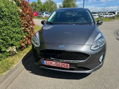 Gebraucht Ford Fiesta 86 PS (63 kW) 2017 Grau Kleinwagen