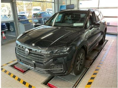 Gebraucht VW Touareg R-line 286 PS (210 kW) 2022 Deep black perleffekt SUV
