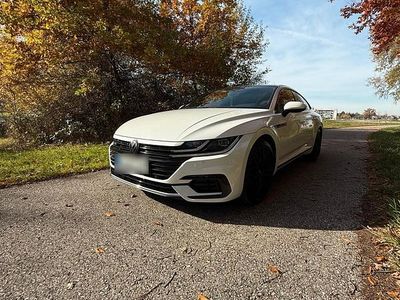 Gebraucht VW Arteon R-line 190 PS (139 kW) 2019 Weiß Kleinwagen