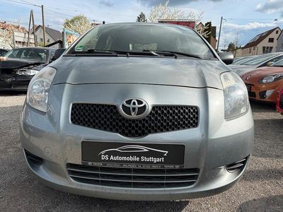 Usata Toyota Yaris 69 CV (50 kW) 2007 Grigio Utilitaria