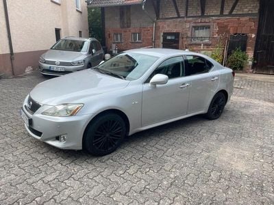 Lexus IS220d