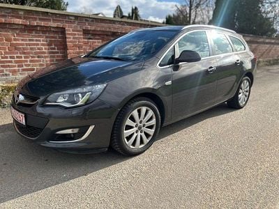 Gebraucht Opel Astra Innovation 165 PS (121 kW) 2012 Grau Kombi