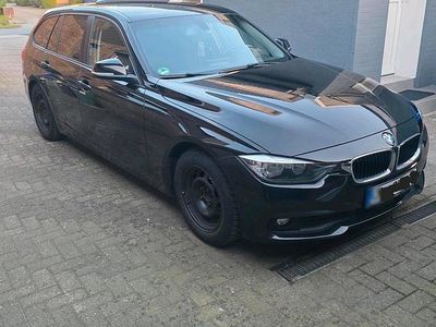 Gebraucht BMW 320 163 PS (119 kW) 2016 Schwarz Kombi