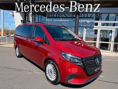 Gebraucht Mercedes V220 Style 163 PS (119 kW) 2025 Hyazinthrot metallic Van / Kleinbus