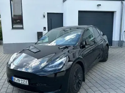Occasion Tesla Model Y RWD 255 kW (347 PK) 2023 Zwart SUV