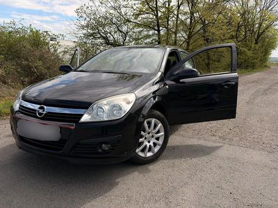 Gebraucht Opel Astra 105 PS (77 kW) 2006 Schwarz Limousine