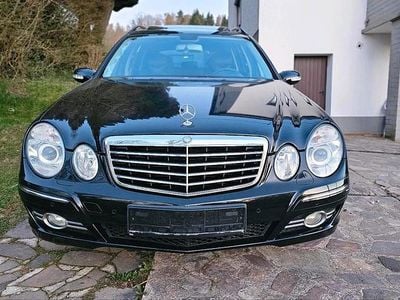 Gebraucht Mercedes E320 204 PS (150 kW) 2004 Schwarz Kombi
