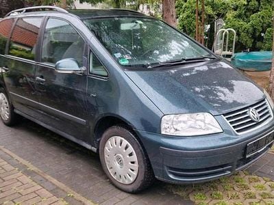 VW Sharan