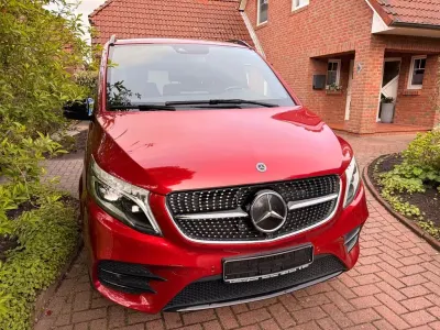 Używany Mercedes V220 Avantgarde Edition 163 KM (119 kW) 2022 Czerwony Minivan