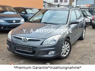 Gebraucht Hyundai i30 116 PS (85 kW) 2008 Grau Limousine