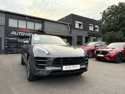 Gebraucht Porsche Macan Turbo 400 PS (294 kW) 2018 Achatgrau (metallic) SUV