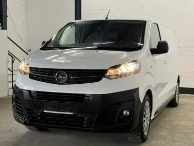 Begagnad Opel Vivaro Edition 120 HK (88 kW) 2019 Vit Minibuss