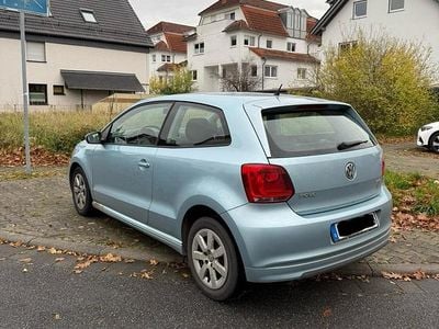 Second-hand VW Polo 75 CP (55 kW) 2010 Albastru Hatchback
