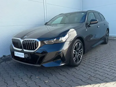 Gebraucht BMW 520 Comfort Edition 197 PS (144 kW) 2025 Sophistograu brillanteffekt Kombi