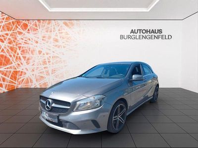 Gebraucht Mercedes A200 136 PS (100 kW) 2015 Grau Limousine