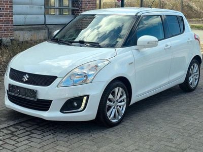 Gebraucht Suzuki Swift Club 75 PS (55 kW) 2014 Weiß Kleinwagen