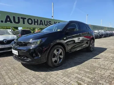 Second-hand Opel Grandland X 131 CP (96 kW) 2023 Negru SUV