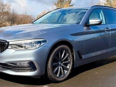 Usata BMW 520 Sport Line 190 CV (139 kW) 2019 Blu Station wagon