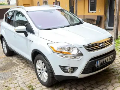 Gebraucht Ford Kuga Individual 140 PS (102 kW) 2011 Weiß SUV