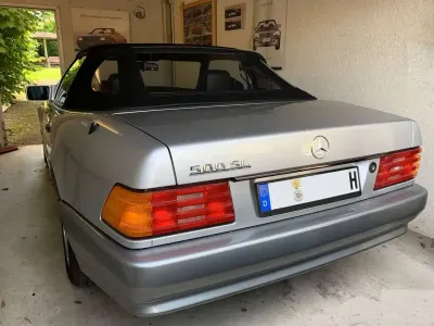 Gebraucht Mercedes SL500 326 PS (239 kW) 1991 Silber Cabrio