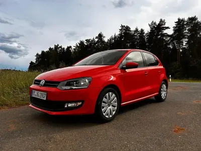 Gebraucht VW Polo Comfortline 69 PS (50 kW) 2009 Rot Kleinwagen