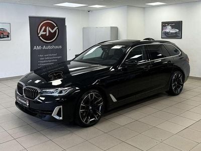 Schwarz Gebraucht 2022 BMW 520 Luxury Line Kombi | 30.499 € (Fairer Preis)