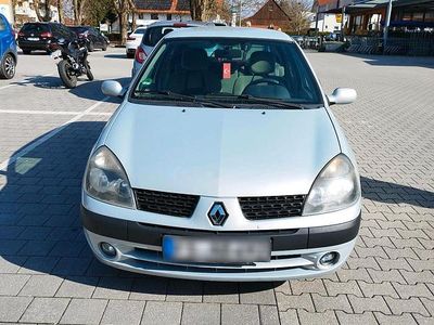 Gebraucht Renault Clio II 90 PS (66 kW) 2003 Grau Kleinwagen