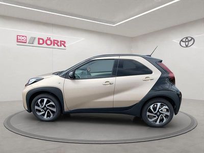 Neu Toyota Aygo X 72 PS (52 kW) 2026 Ginger beige metallic/dach mys SUV