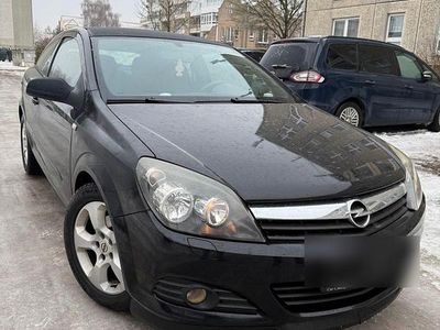 Schwarz Gebraucht 2007 Opel Astra GTC Coupé | 2.200 € (Guter Preis)