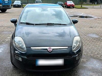Usata Fiat Punto 69 CV (50 kW) 2011 Blu Utilitaria