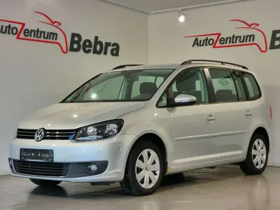 Gebraucht VW Touran Comfortline 105 PS (77 kW) 2013 Reflexsilber Van / Kleinbus