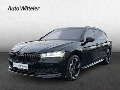 Onyxschwarz metalli Gebraucht 2025 Skoda Superb SportLine Kombi | 49.900 €