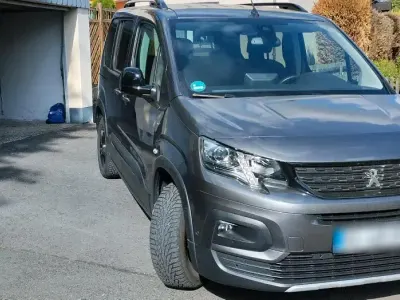 Gebraucht Peugeot Rifter 130 PS (95 kW) 2021 Grau Van / Kleinbus