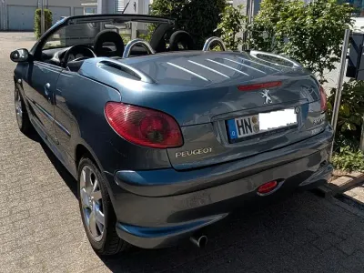 Używany Peugeot 206 109 KM (80 kW) 2006 Szary Kabriolet