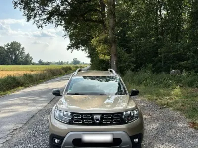 Gebraucht Dacia Duster Celebration 101 PS (74 kW) 2020 Braun SUV